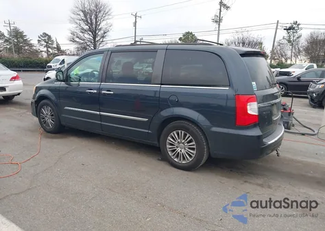 2014 Chrysler Town & Country Touring-L z USA, uszkodzony, nr VIN 2C4RC1CG3ER115895